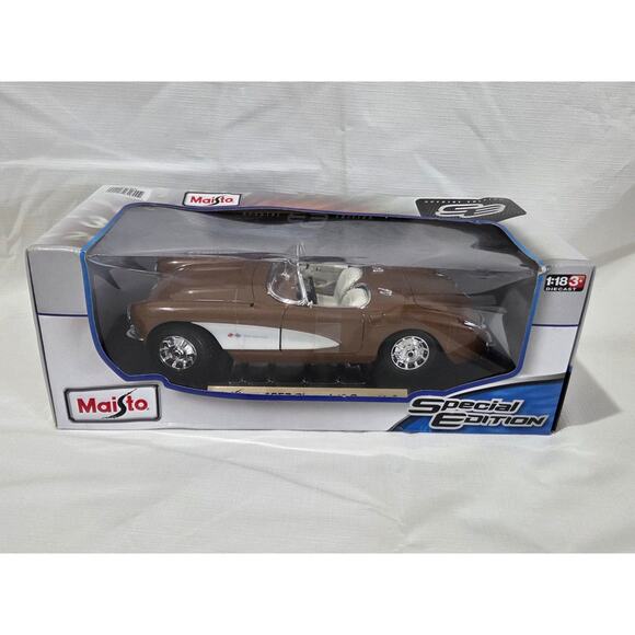 Maisto 1957 Special Edition Chevy Corvette Convertible Bronze 1:18 Diecast Car - Picture 4 of 8